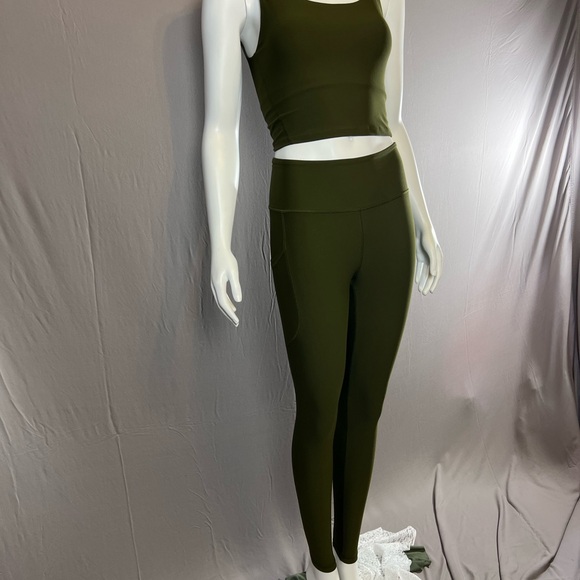 Old Navy Pants - Old Navy Olive Green Leggings Set